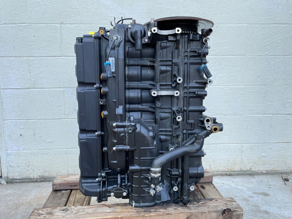 Mercury Verado 200 225 250 275 HP Powerhead Crankcase Assembly 895247A06