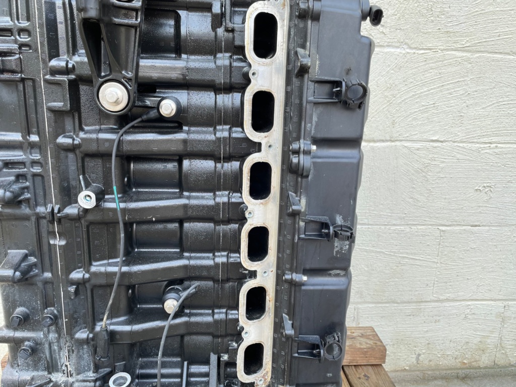 Mercury Verado 200 225 250 275 HP Powerhead Crankcase Assembly 895247A06