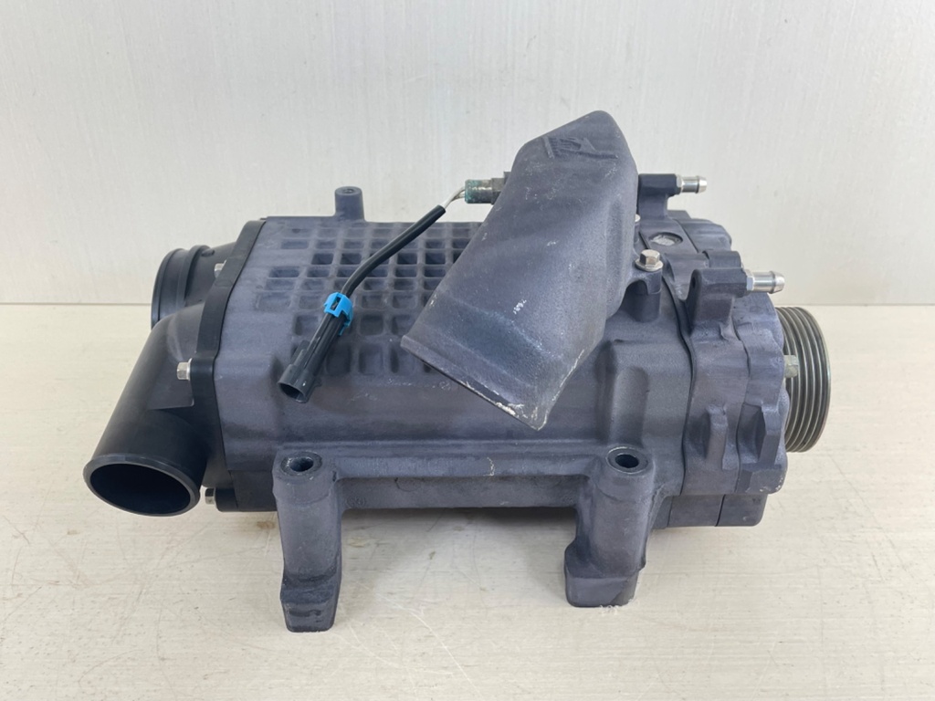 Mercury Verado 200 225 250 275 300HP Outboard Supercharger Assembly 8M0103744