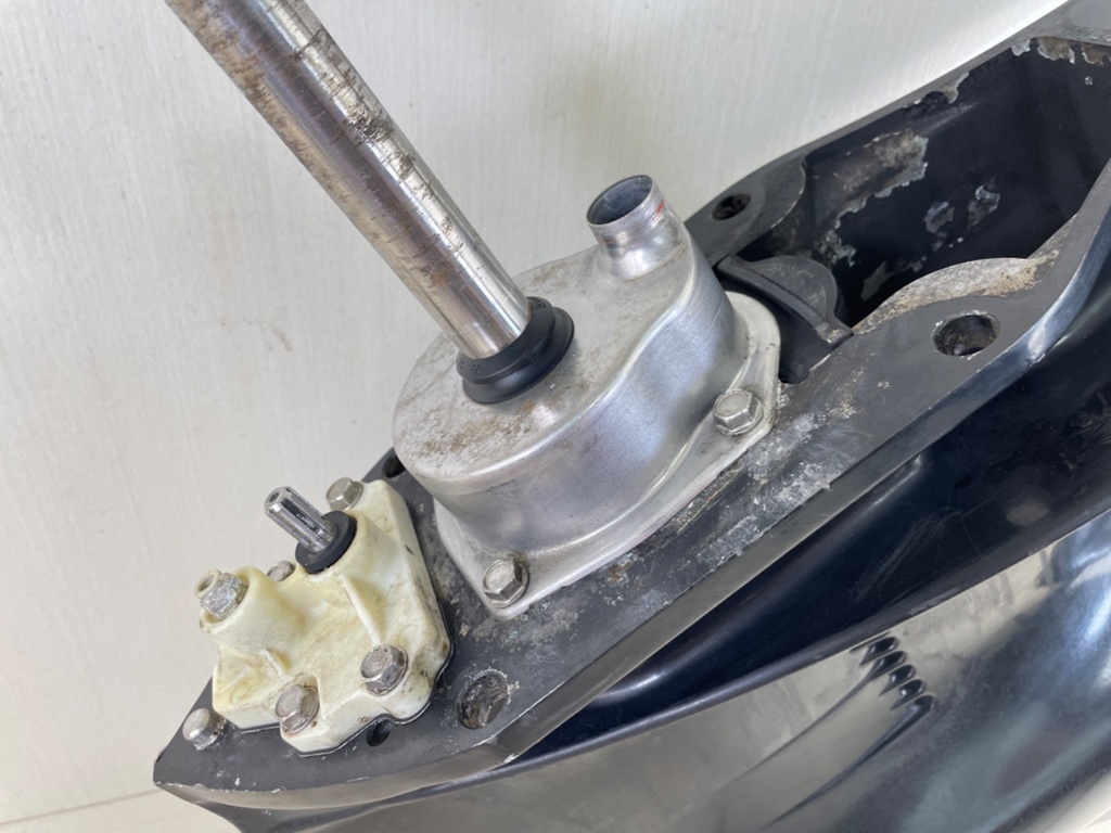 Mercury Verado 200 225 250 275 HP L6 30" XXL Lower Unit Gear Case Counter