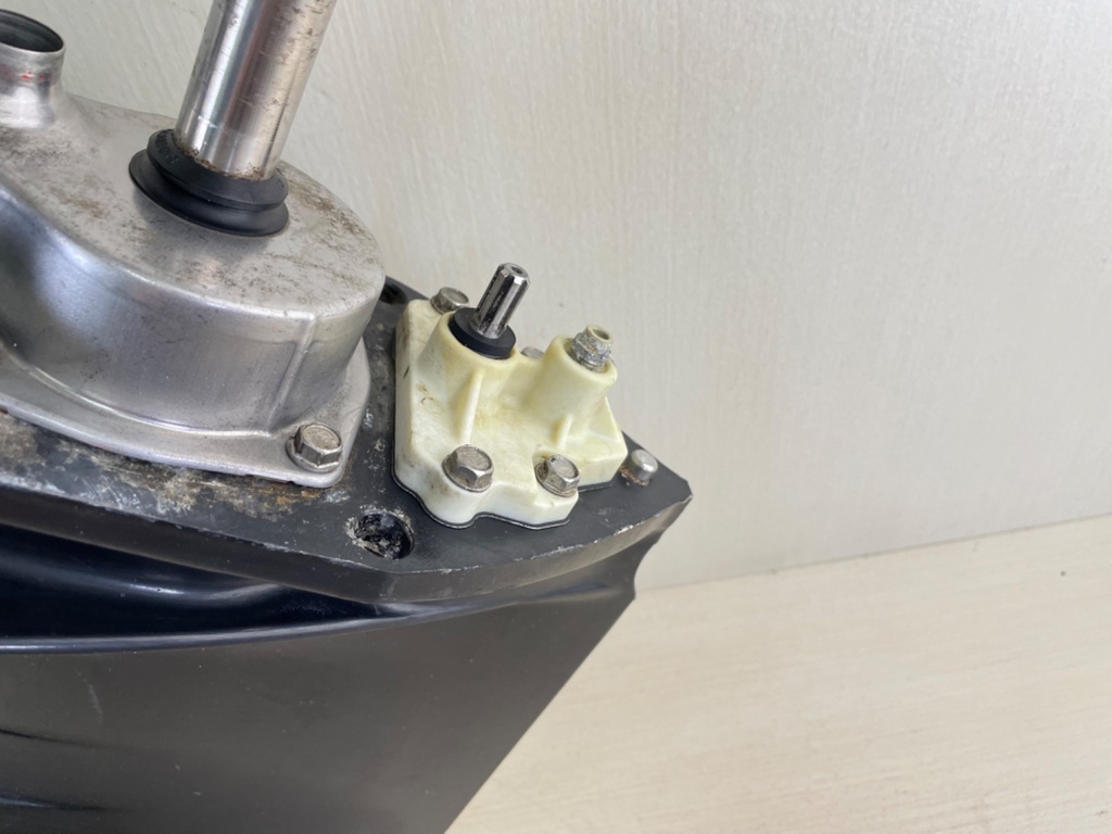 Mercury Verado 200 225 250 275 HP L6 30" XXL Lower Unit Gear Case Counter