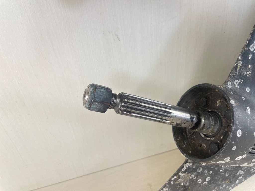 89-1994 Mercury 85 90 120 125 150 HP Force Outboard Lower Unit Gear Case 817925A5