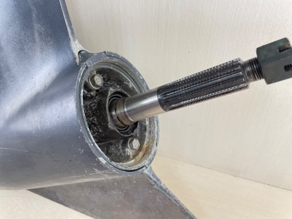 Yamaha 250 225 HP 2 Stroke Outboard 25" XL Lower Unit Gear Case 1997-2003