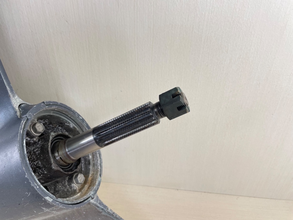 Yamaha 250 225 HP 2 Stroke Outboard 25" XL Lower Unit Gear Case 1997-2003