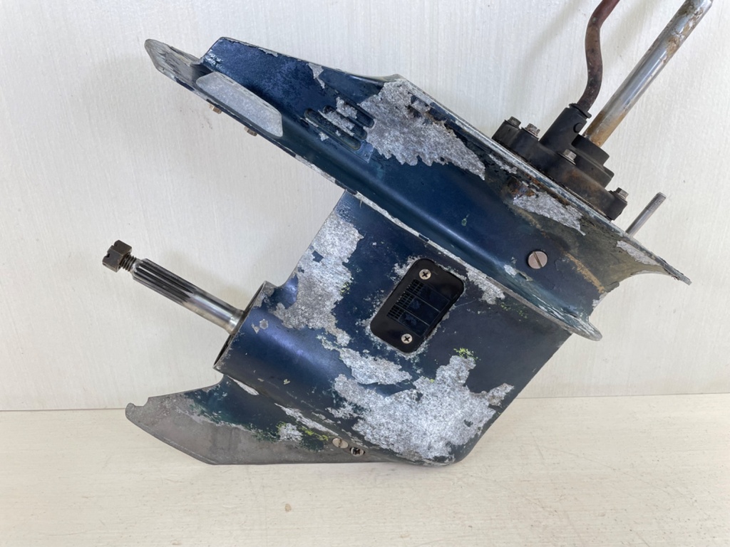 Johnson Evinrude 20 25 30 HP Outboard Short 15" Lower Unit Gear Case 1991-2005