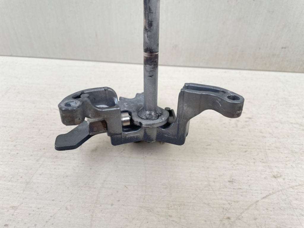 2003 Yamaha 115HP 4 Stroke Outboard 25" XL Shift Shaft 68V-44120-30-00