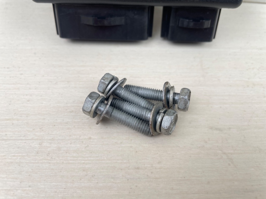 2003 Yamaha 115HP F115 Engine Control Unit Assembly ECU 68V-8591A-11-00