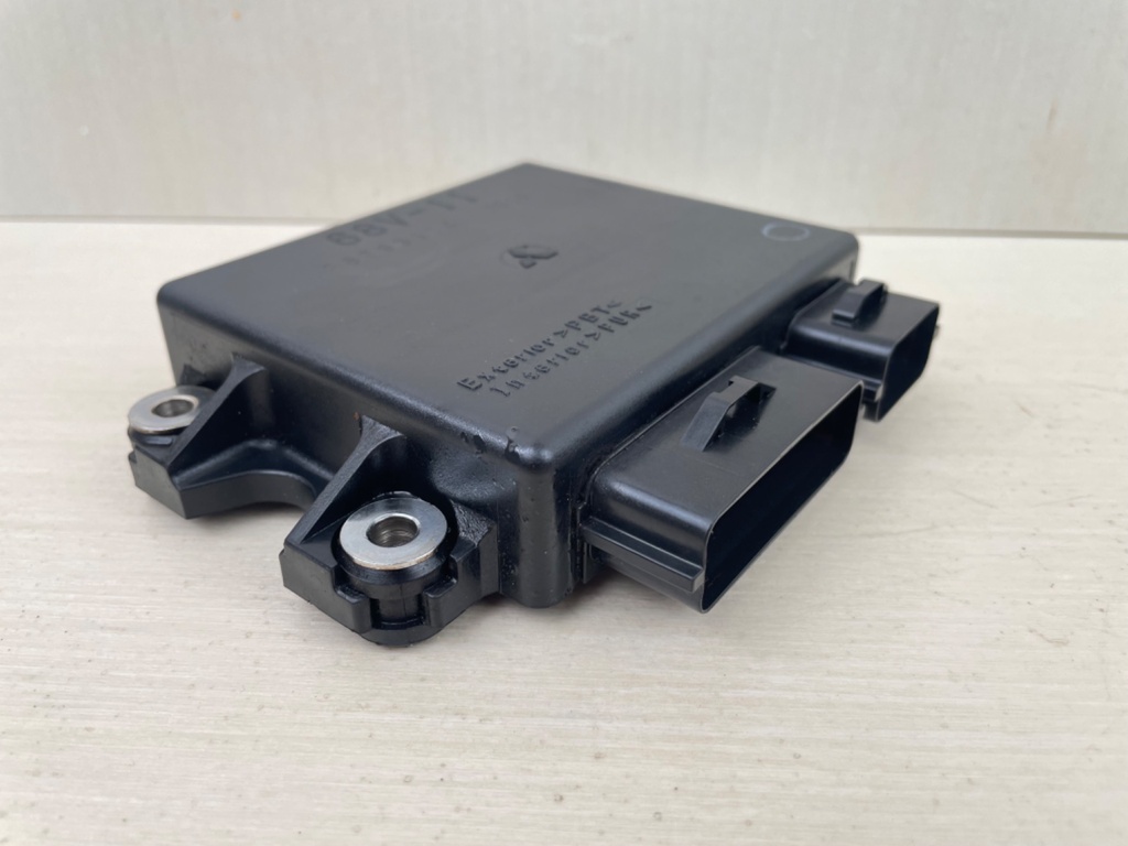 2003 Yamaha 115HP F115 Engine Control Unit Assembly ECU 68V-8591A-11-00
