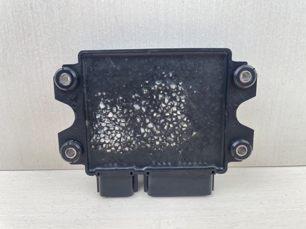 2003 Yamaha 115HP F115 Engine Control Unit Assembly ECU 68V-8591A-11-00