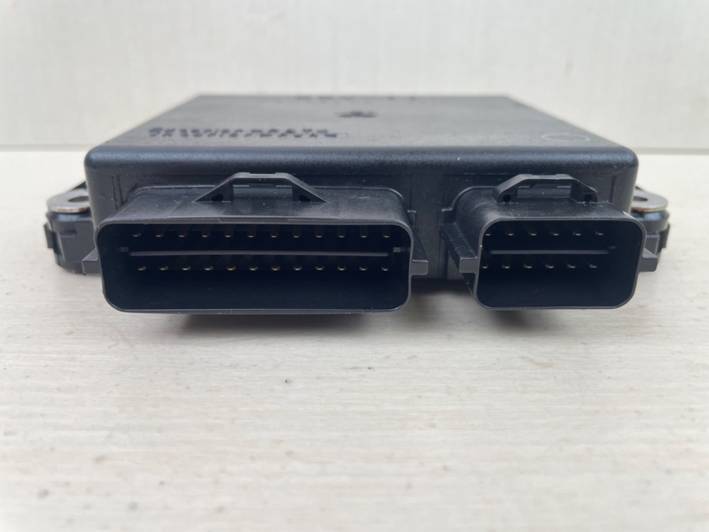 2003 Yamaha 115HP F115 Engine Control Unit Assembly ECU 68V-8591A-11-00