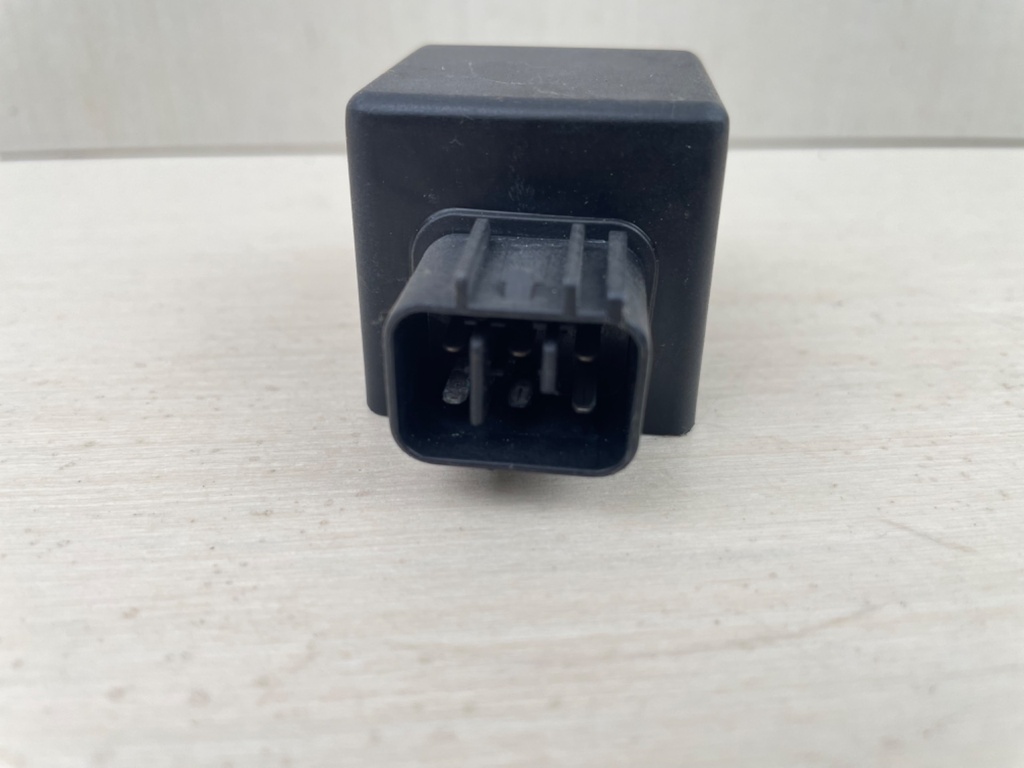 2003 Yamaha 115HP 4 Stroke Outboard Relay Assembly 68V-81950-00-00