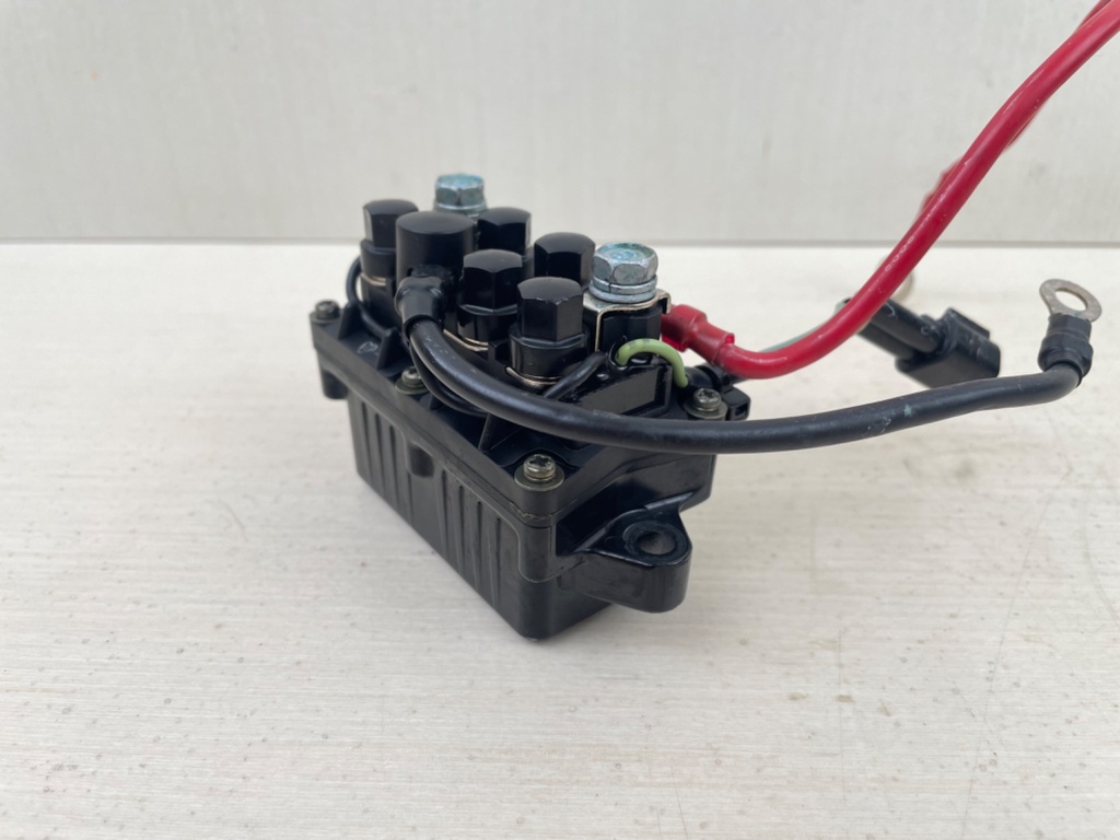 2003 Yamaha F115 115HP 4 Stroke Outboard Trim Tilt Relay 68V-8195B-01-00