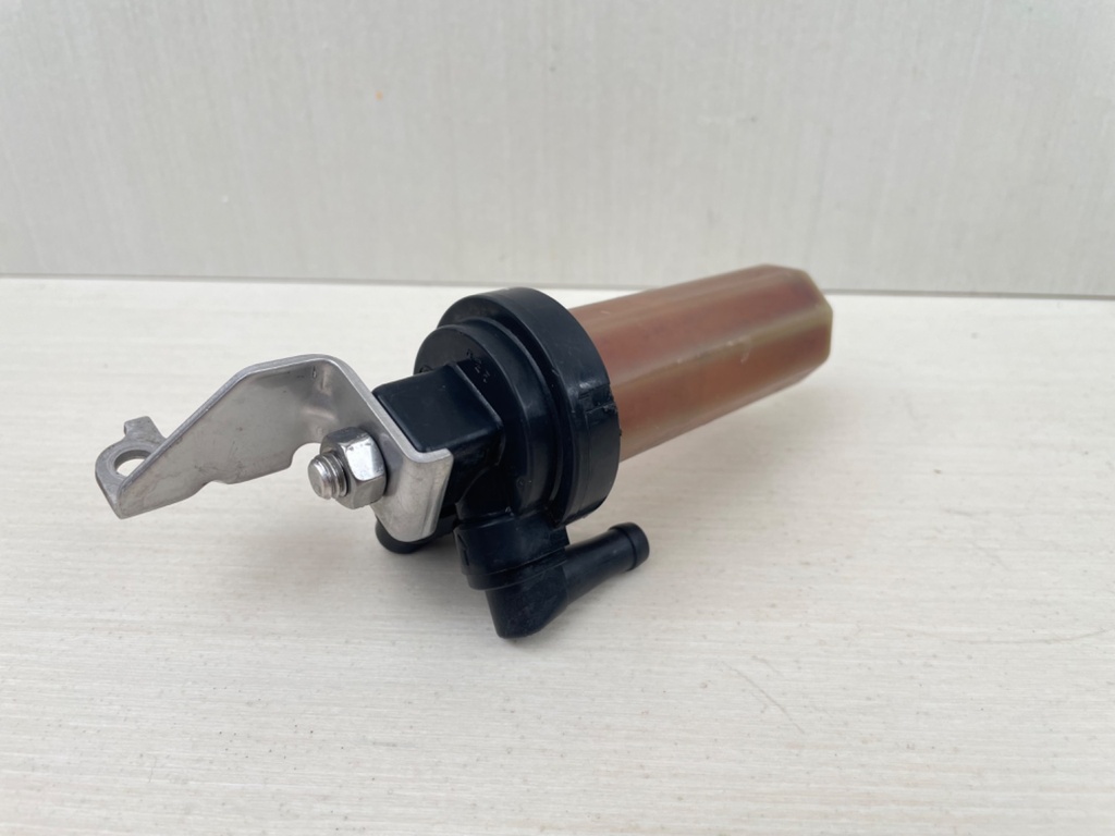 2003 Yamaha 115HP F115 Outboard Fuel Filter Assembly 68V-24560-01-00