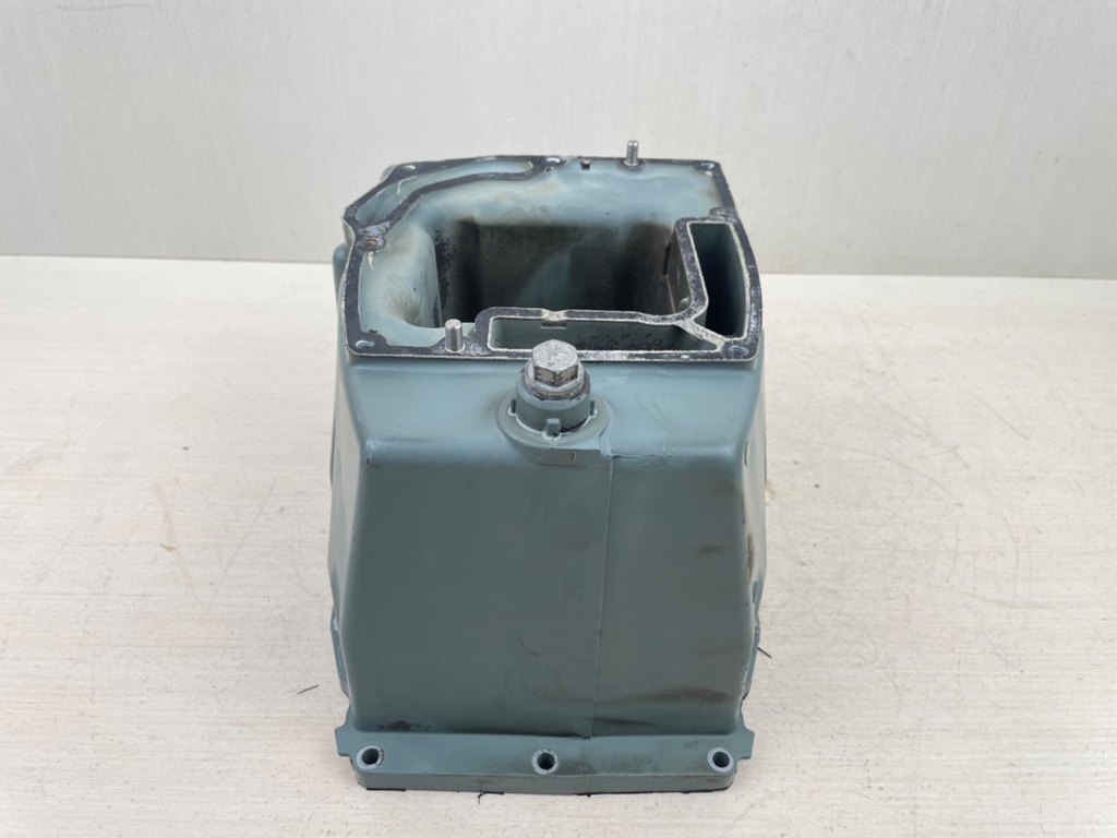 2003 Yamaha F115 115HP 4 Stroke Outboard Oil Pan 67F-15311-00-5B