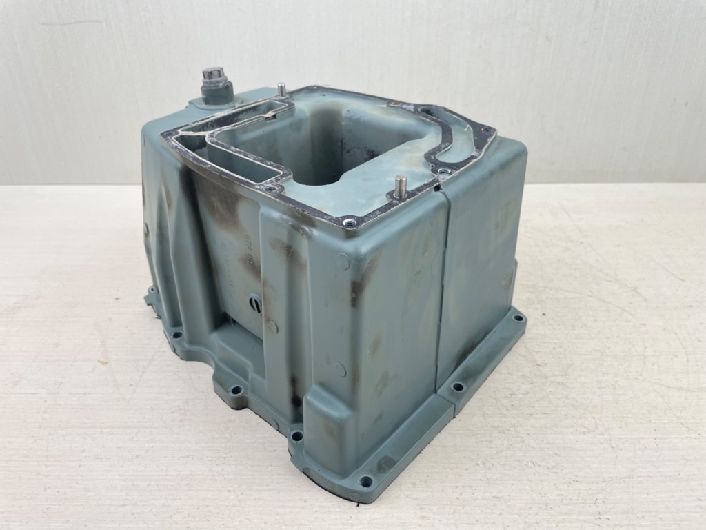 2003 Yamaha F115 115HP 4 Stroke Outboard Oil Pan 67F-15311-00-5B