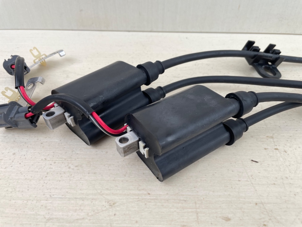 2007 Yamaha 115HP F115 Outboard Ignition Coil 68V-82310-10-00  68V-82310-00-00