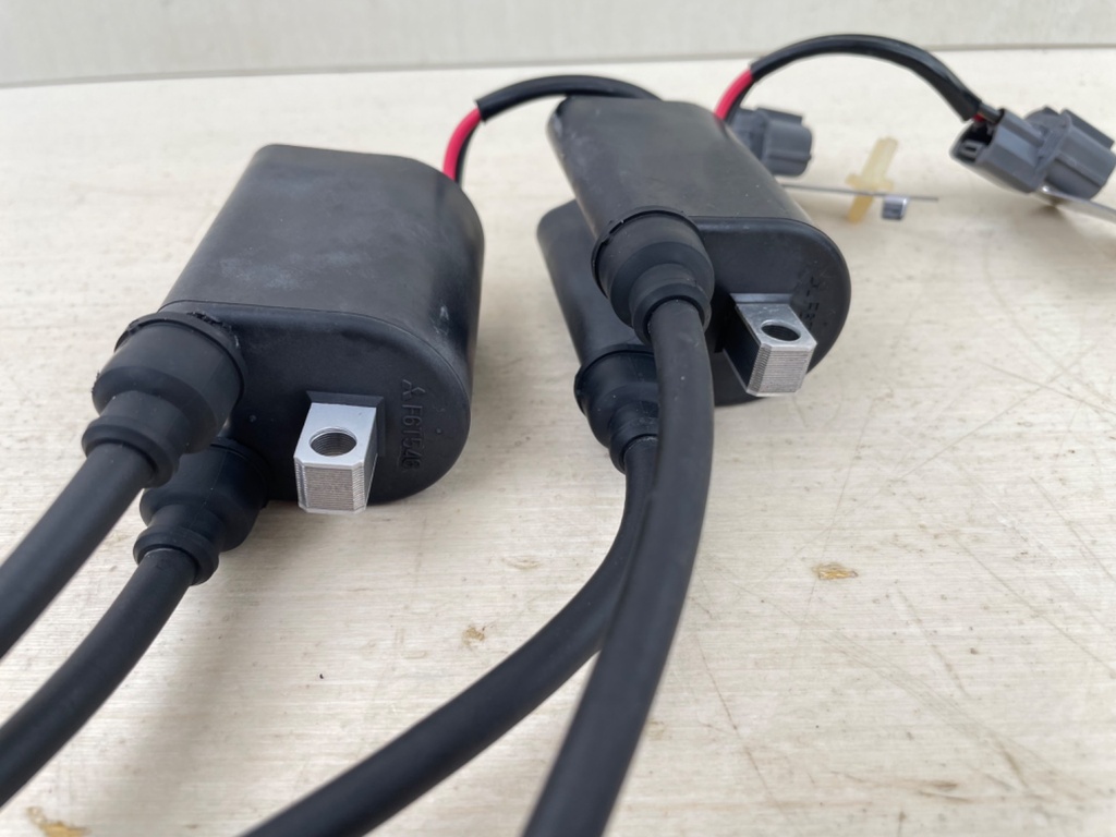 2007 Yamaha 115HP F115 Outboard Ignition Coil 68V-82310-10-00  68V-82310-00-00