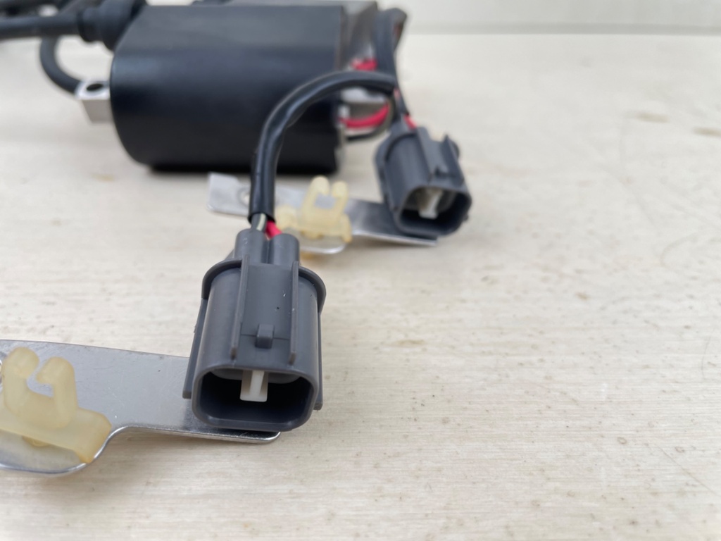 2007 Yamaha 115HP F115 Outboard Ignition Coil 68V-82310-10-00  68V-82310-00-00