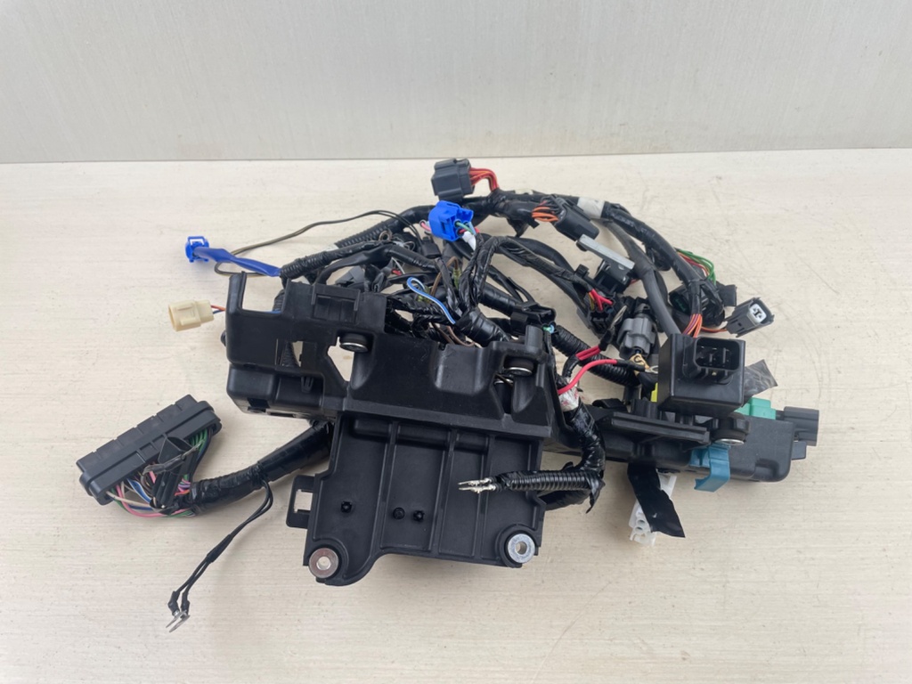 2006-2011 Yamaha 115HP 4 Stroke Outboard Engine Wire Harness 68V-82590-50-00