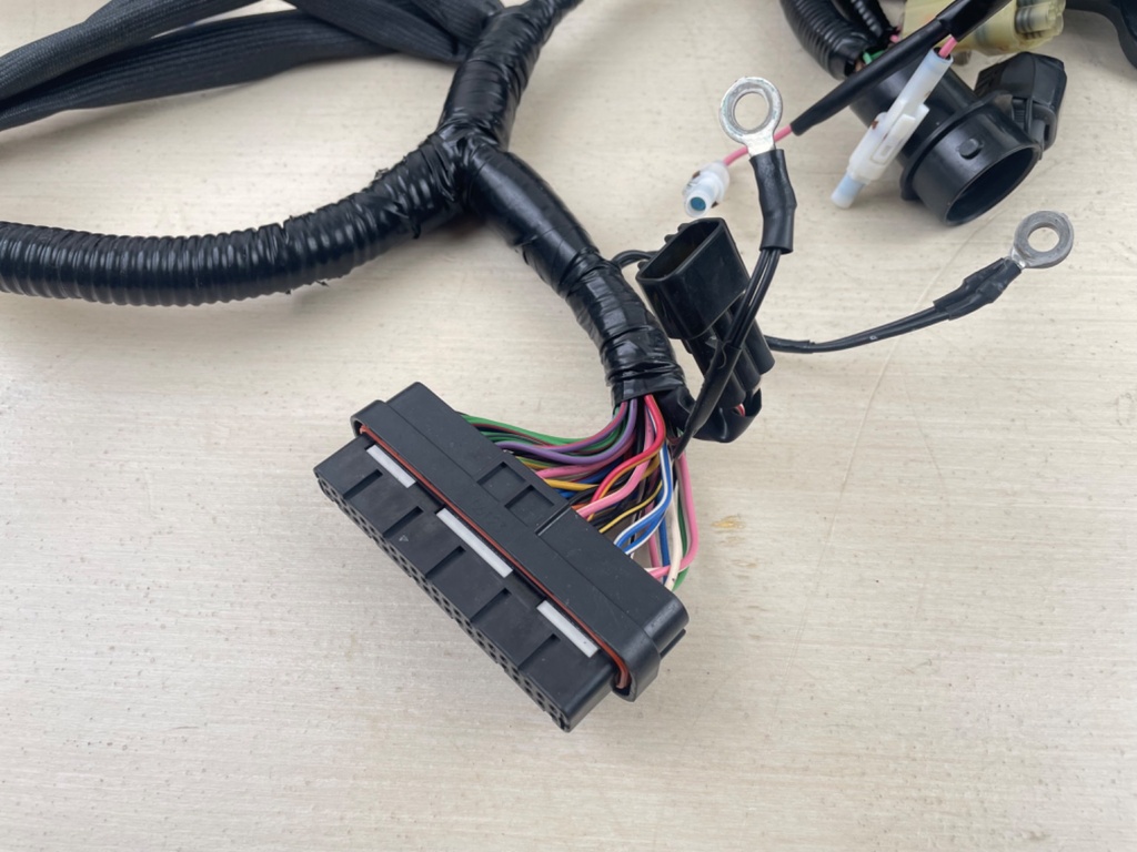 2006-2011 Yamaha 115HP 4 Stroke Outboard Engine Wire Harness 68V-82590-50-00