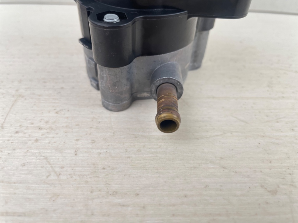 2007 Yamaha 115HP 4 Stroke Outboard Fuel Pump Assembly 68V-24410-00-00