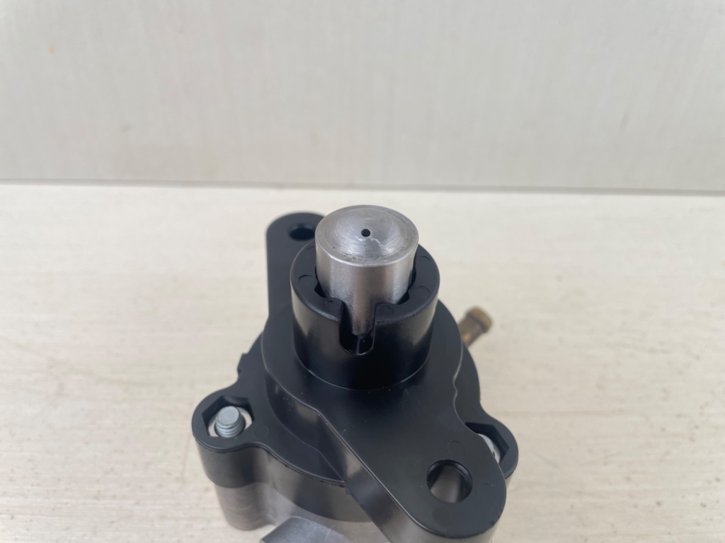 2007 Yamaha 115HP 4 Stroke Outboard Fuel Pump Assembly 68V-24410-00-00