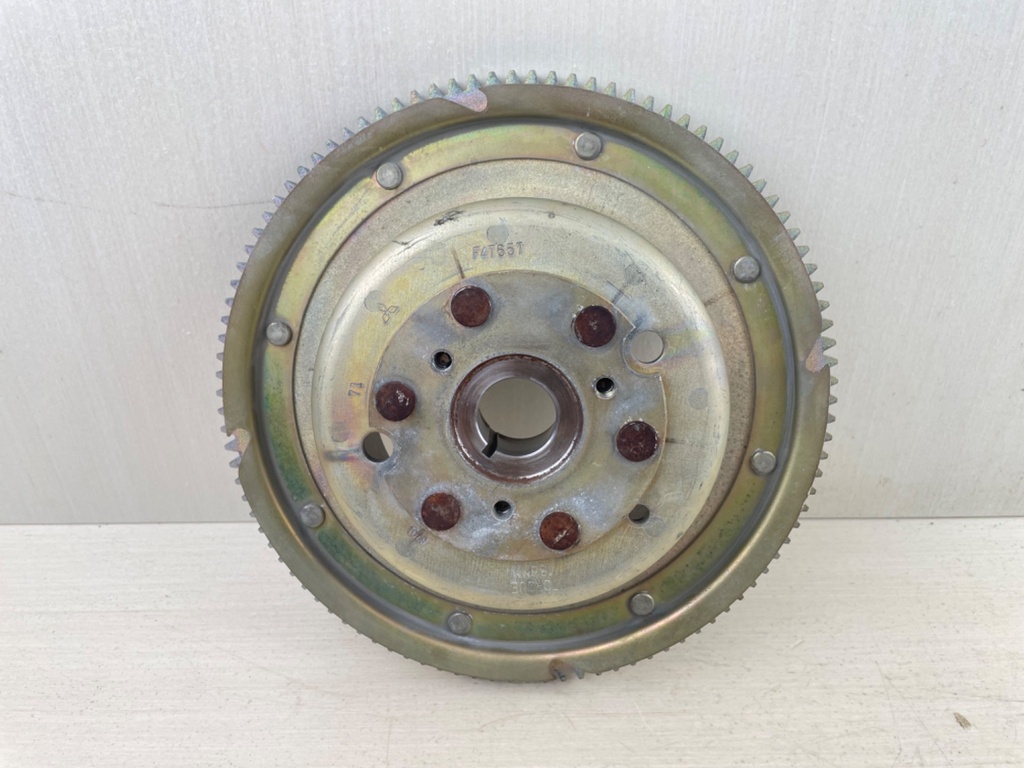 2000-2014 Yamaha 115HP 4 Stroke Outboard Rotor Flywheel 68V-81450-00-00