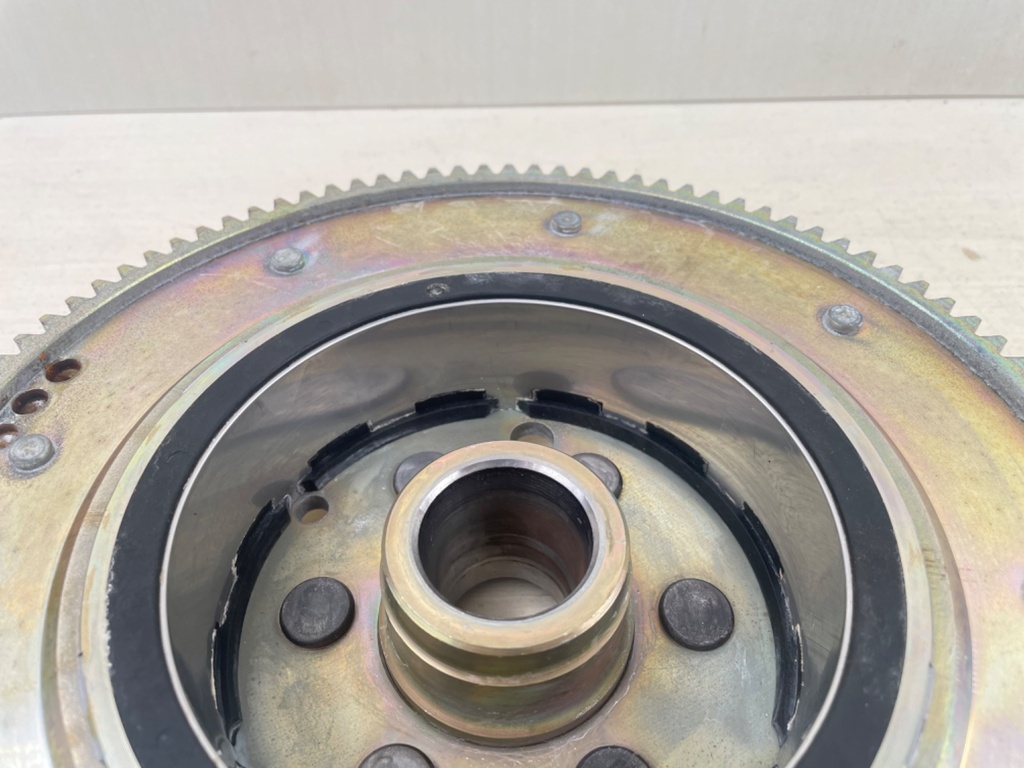 2000-2014 Yamaha 115HP 4 Stroke Outboard Rotor Flywheel 68V-81450-00-00