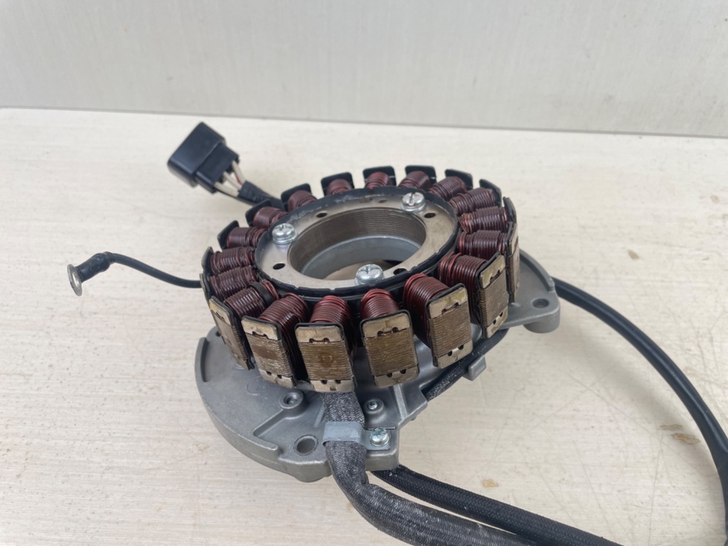 Yamaha 115HP 4 Stroke Outboard Stator Base Coil Pulser Assembly 68V-81460-00-00