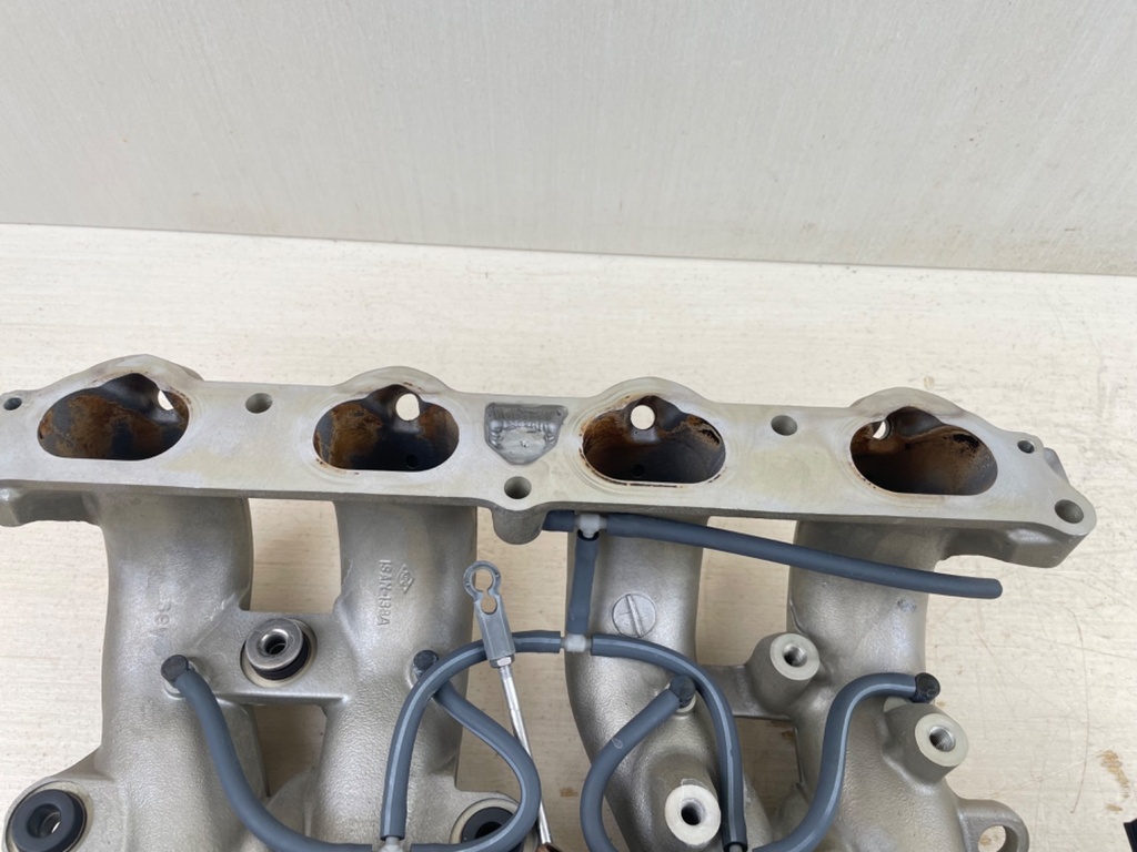 2001-2010 Yamaha 115HP 4 Stroke Outboard Intake Manifold & Throttle Body Setup 