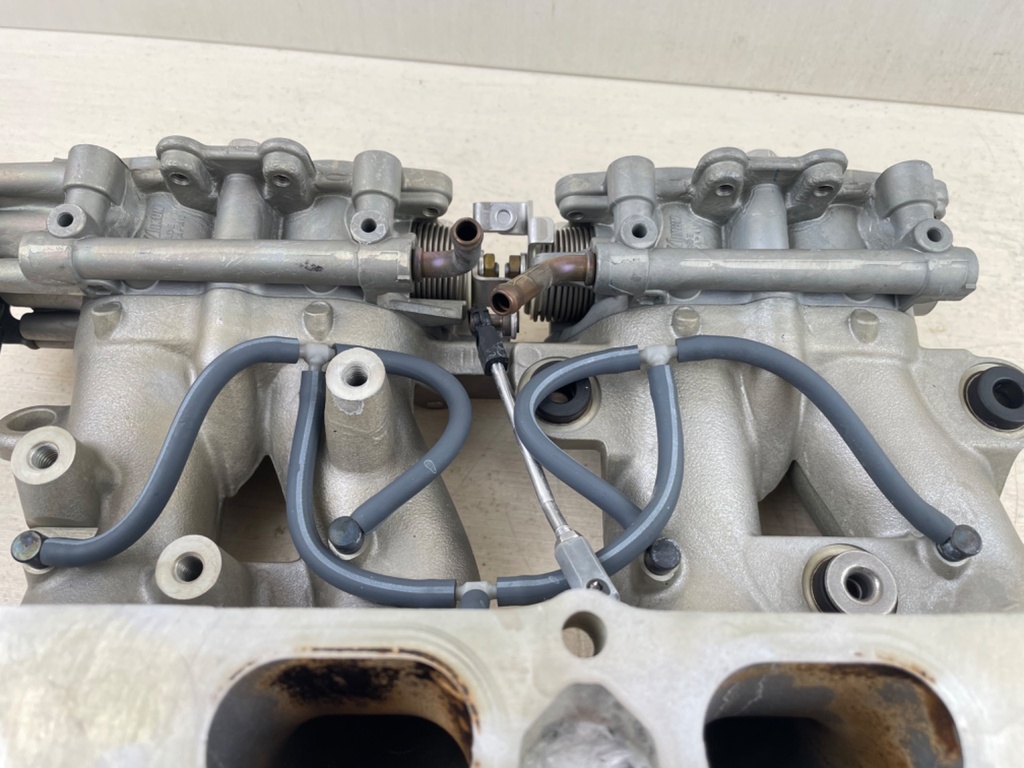 2001-2010 Yamaha 115HP 4 Stroke Outboard Intake Manifold & Throttle Body Setup 