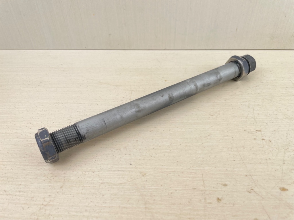 63D-43131-00-00 Yamaha 1995 - 2005 40 - 50 HP 4 Stroke Outboard Tilt Tube Bolt Clamp Bracket