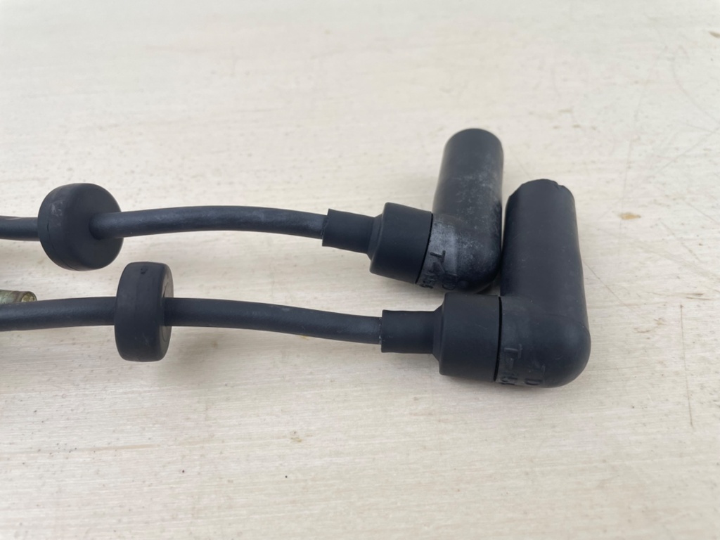 2005 Yamaha 25HP 4 Stroke Outboard Ignition Coil 65W-85570-01-00