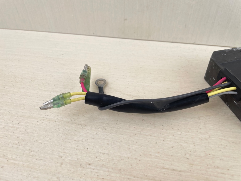 2002 Yamaha 30HP F30 4 Stroke Rectifier & Regulator Assembly 65W-81960-10-00