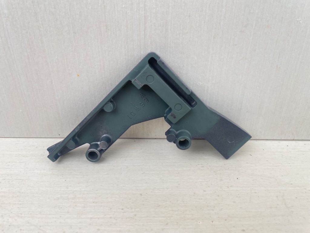 1998 Yamaha 25HP 4 Stroke Outboard Cable Cover Plate 65W-42738-00-4D