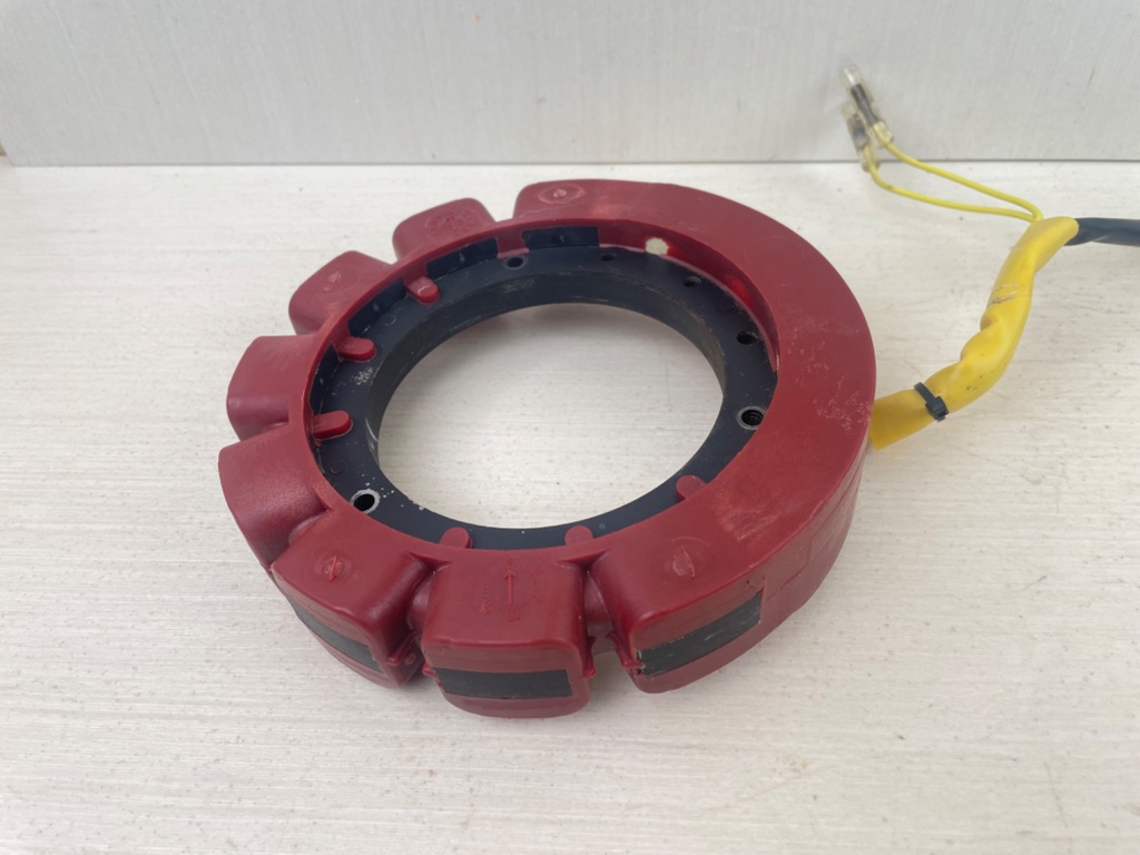 2002 Yamaha 30HP F30 4 Stroke Outboard Stator Assembly 65W-85510-10-00