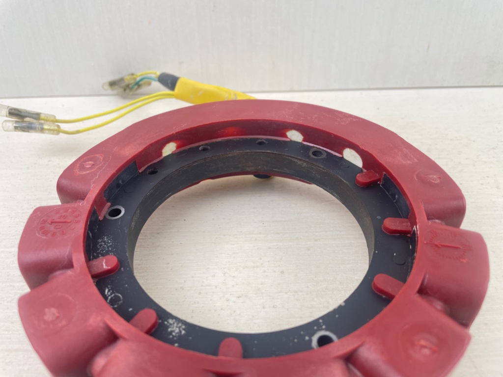 2002 Yamaha 30HP F30 4 Stroke Outboard Stator Assembly 65W-85510-10-00