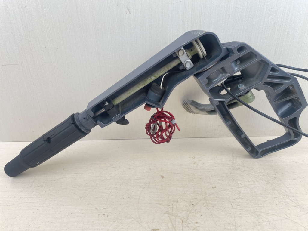 1998 Yamaha 25HP 4 Stroke Outboard Tiller Handle Steering Assembly 65W-W0084-00-4D