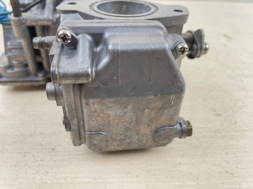 2008 Yamaha 70HP 2 Stroke Outboard Carburetor Set Bottom Top Middle 1 2 3