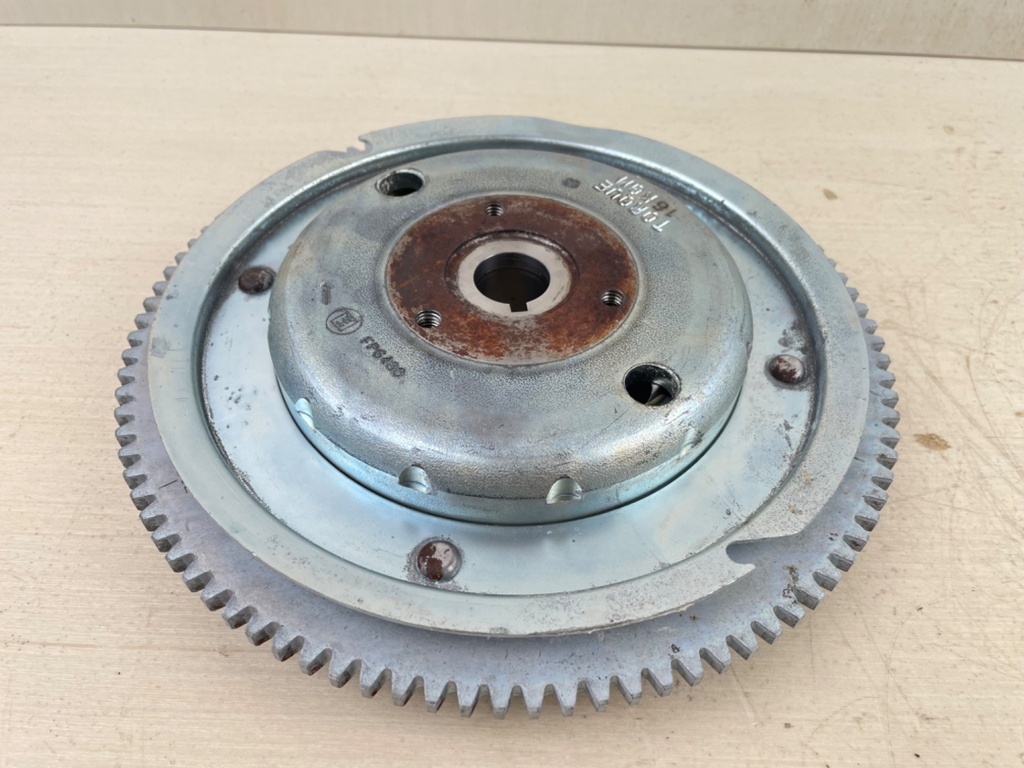 2008 Yamaha 70HP 2 Stroke Outboard Flywheel Rotor Assembly 6H2-85550-00-00