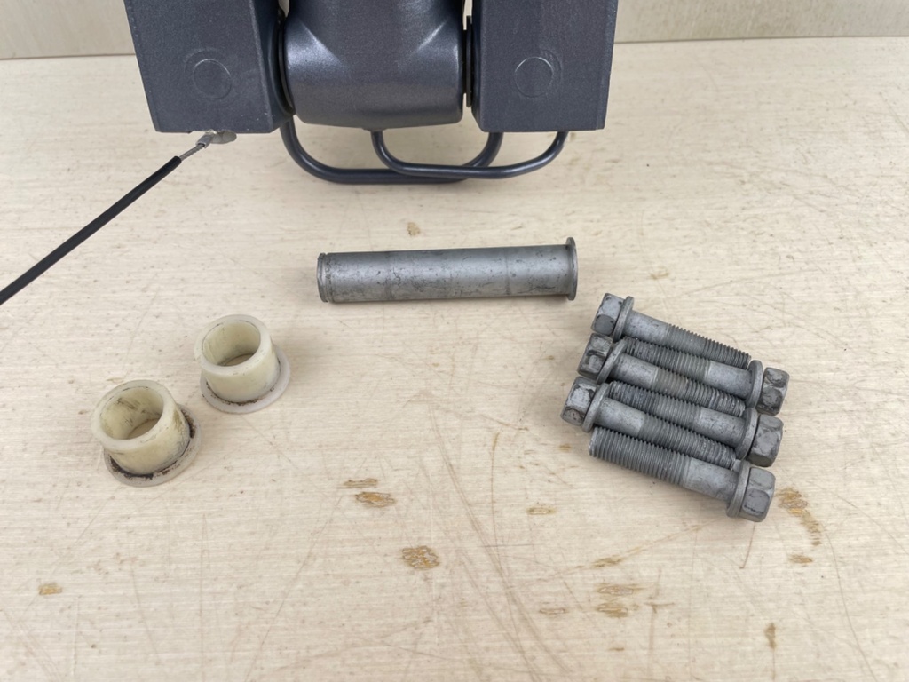 6H1-43800-17-4D Yamaha 2 Stroke 92+ Power Trim Tilt Unit Assembly 60 70 75 85 90 HP