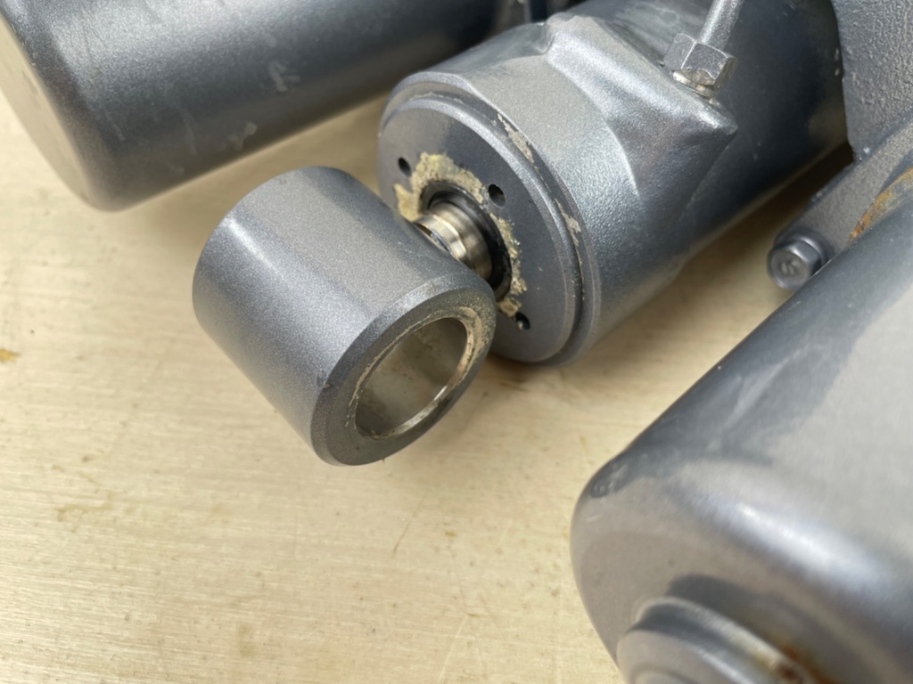 6H1-43800-17-4D Yamaha 2 Stroke 92+ Power Trim Tilt Unit Assembly 60 70 75 85 90 HP