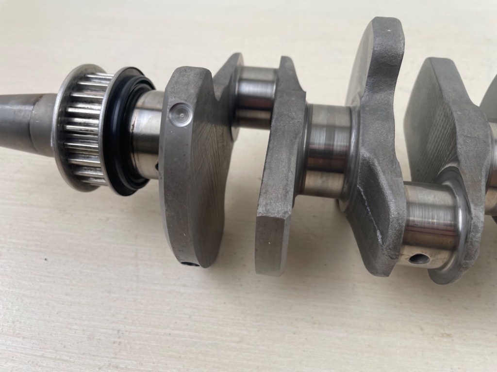 1999 Yamaha 50HP 4 Stroke Outboard Crankshaft Assembly 62Y-11411-00-00