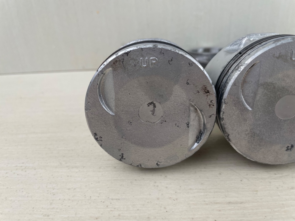 1999 Yamaha 50HP 4 Stroke Outboard Piston & Connecting Rod Set 62Y-11631-00-96