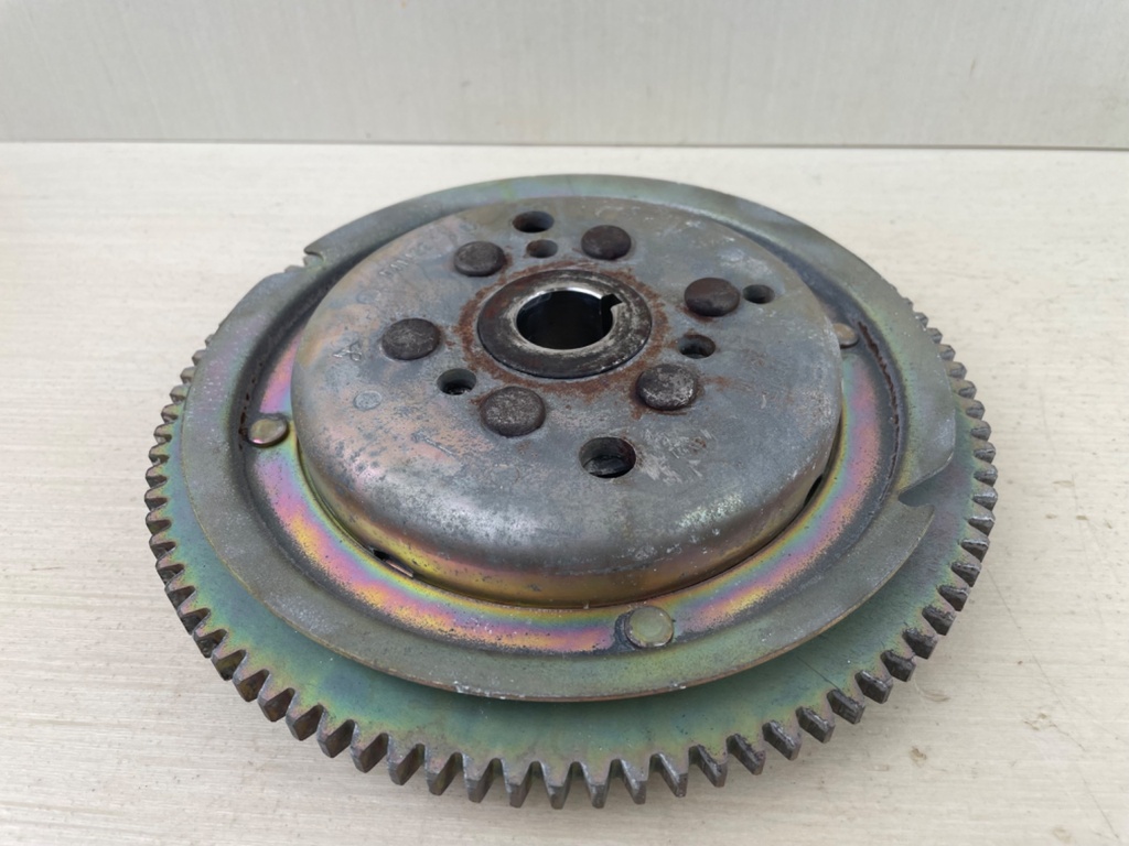2000 Yamaha 40 50 HP Flywheel Rotor Assembly 62Y-85550-01-00