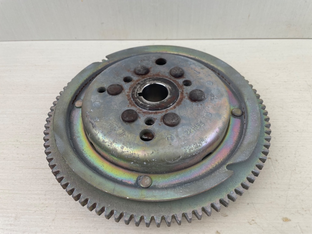 2000 Yamaha 40 50 HP Flywheel Rotor Assembly 62Y-85550-01-00