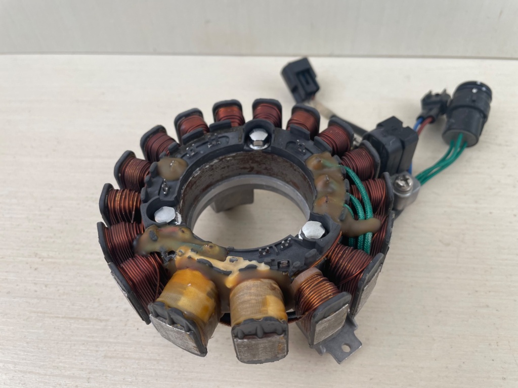 1995 - 2000 Yamaha 50HP 4 Stroke Outboard Stator & Base Assembly 62Y-85510-01-00