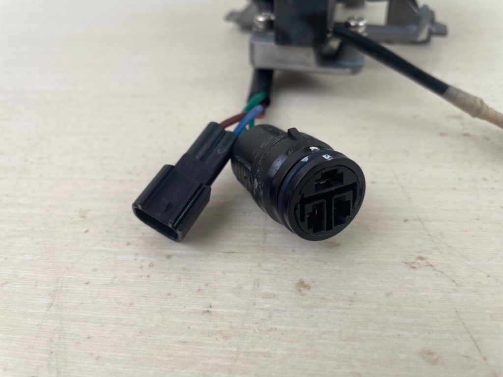 1995 - 2000 Yamaha 50HP 4 Stroke Outboard Stator & Base Assembly 62Y-85510-01-00