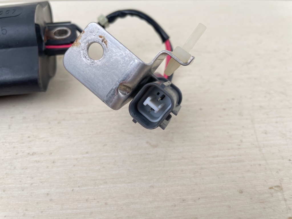 2006 Yamaha 50HP 4 Stroke Outboard Ignition Coil Set W/ Wires 63P-82310-01-00