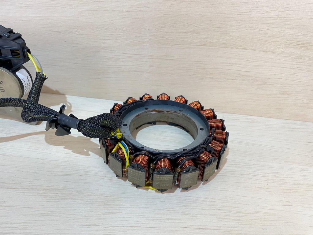 1999 Evinrude 175HP Outboard Engine Rectifier & Regulator